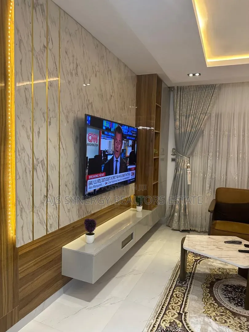 Furnished 2bdrm Apartment in Lekki Phase 1 for rent in Lekki Phase 1