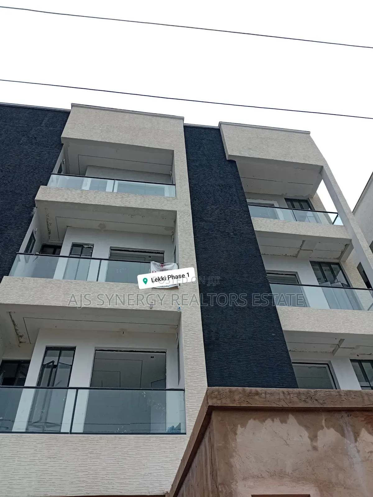 2bdrm Apartment in Lekki Phase 1 for sale in Lekki Phase 1