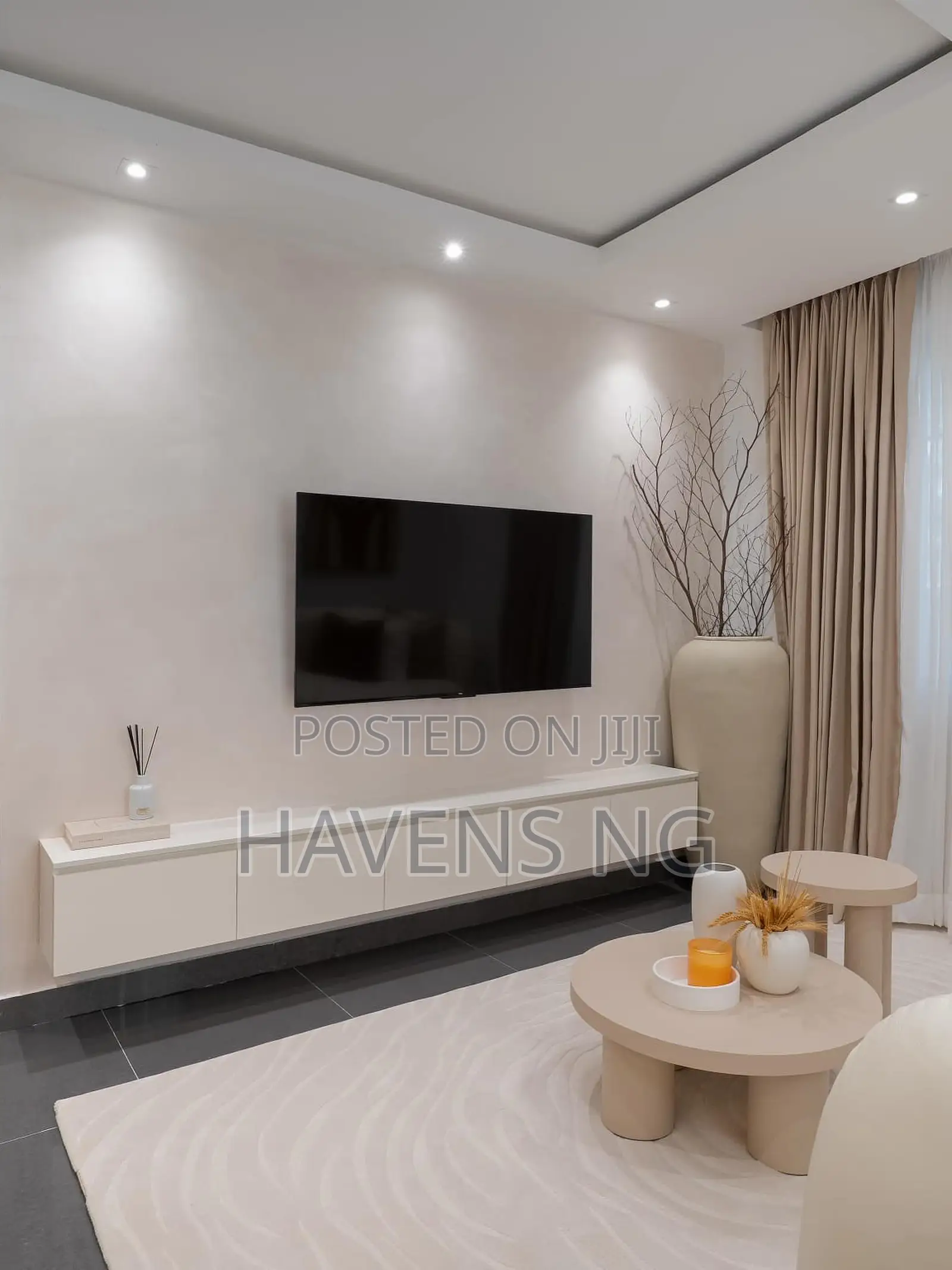 Spacious 1-Bedroom Terrace Suite With Pool Gym in Victoria Island Extension