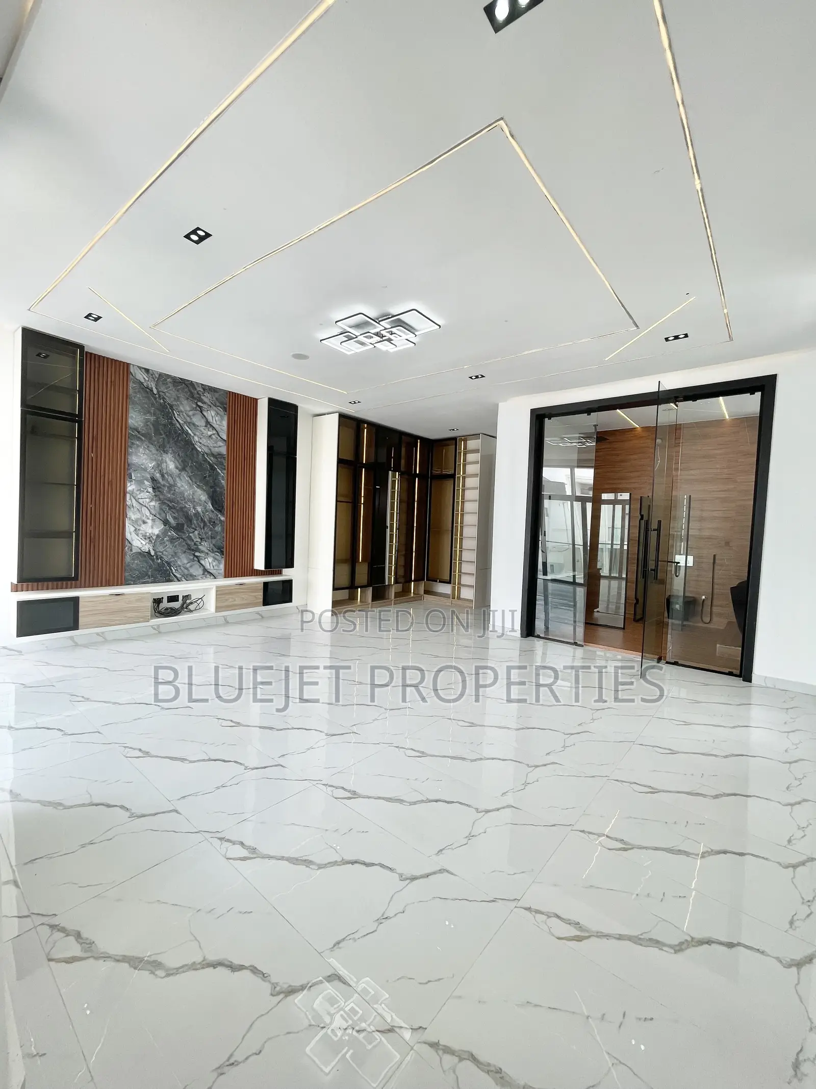 5bdrm Duplex in Orchid, Lekki Phase 1 for sale in Lekki Phase 1