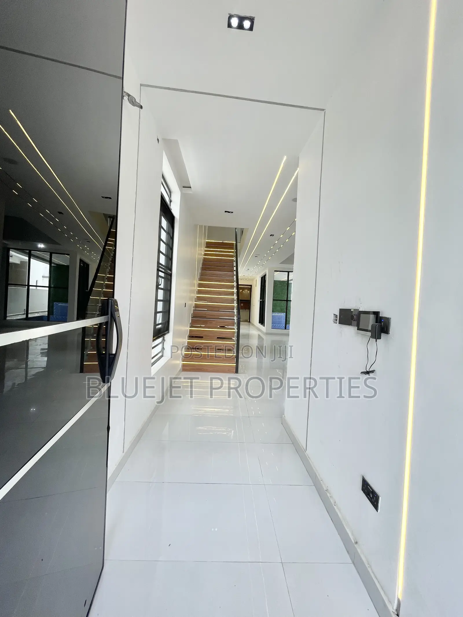 5bdrm Duplex in Orchid, Lekki Phase 1 for sale in Lekki Phase 1