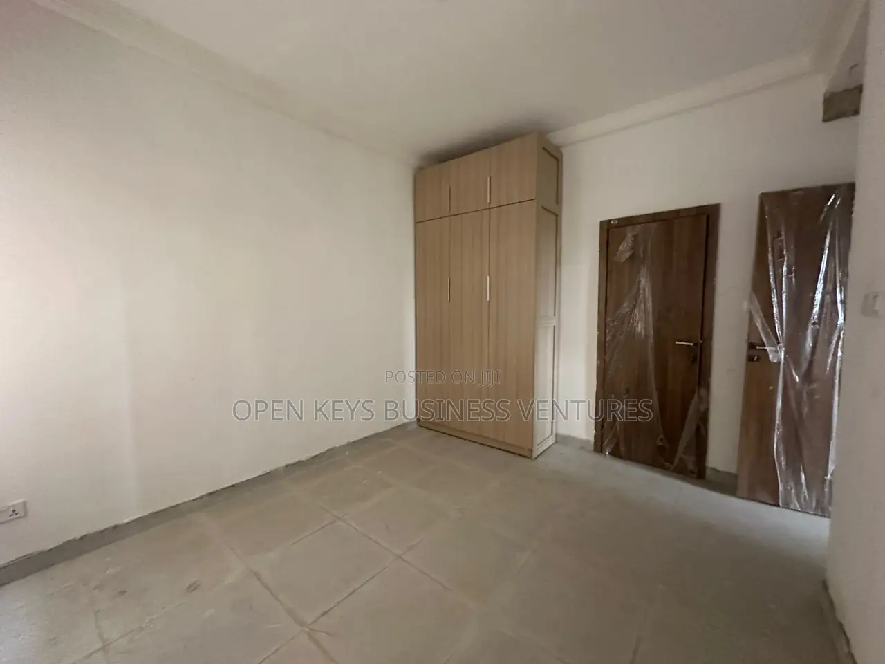 3bdrm Apartment in Western Foreshore, Agungi for sale in Agungi