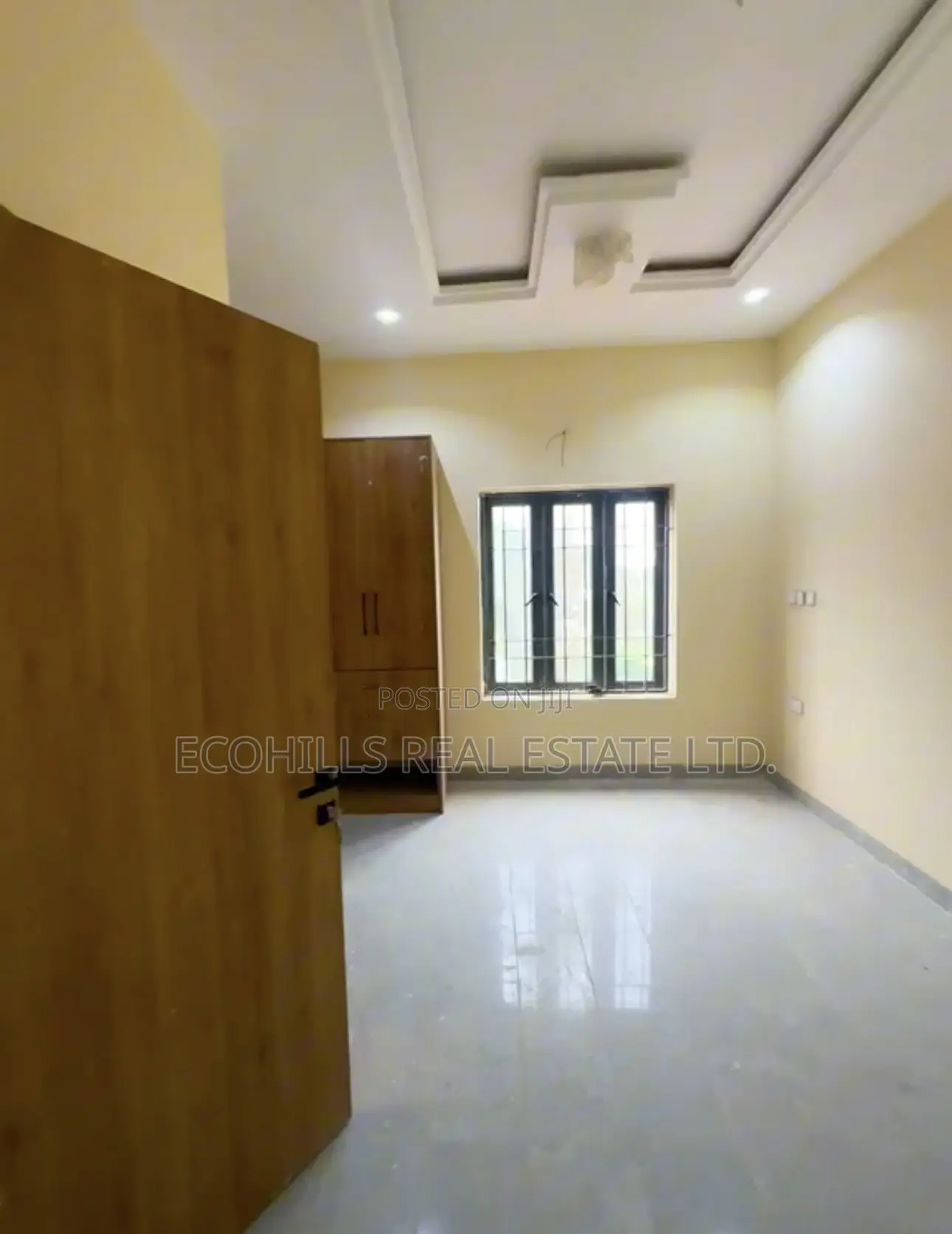 5bdrm Townhouse/Terrace in Guzape Main for sale in Guzape District