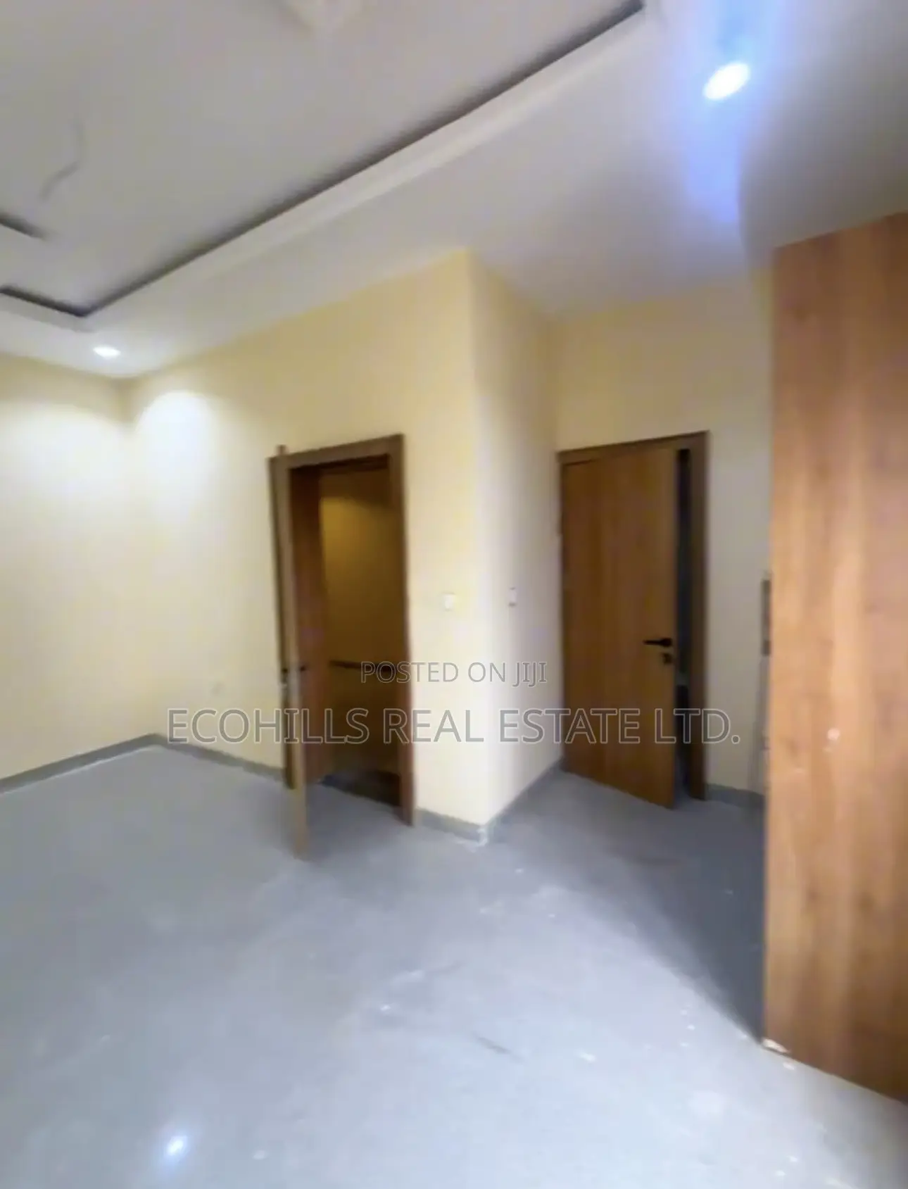 5bdrm Townhouse/Terrace in Guzape Main for sale in Guzape District