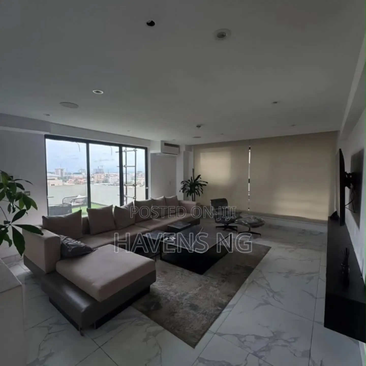 4bdrm Penthouse in Victoria Island Extension for sale in Victoria Island Extension