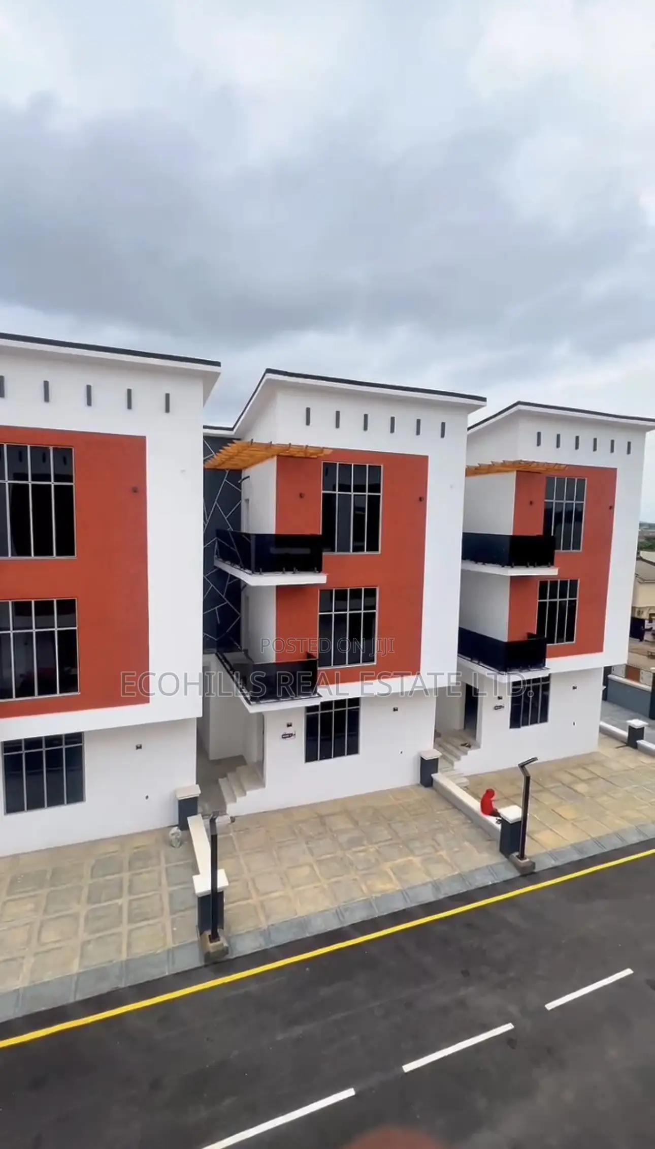4bdrm Townhouse/Terrace in Utako for sale in Utako