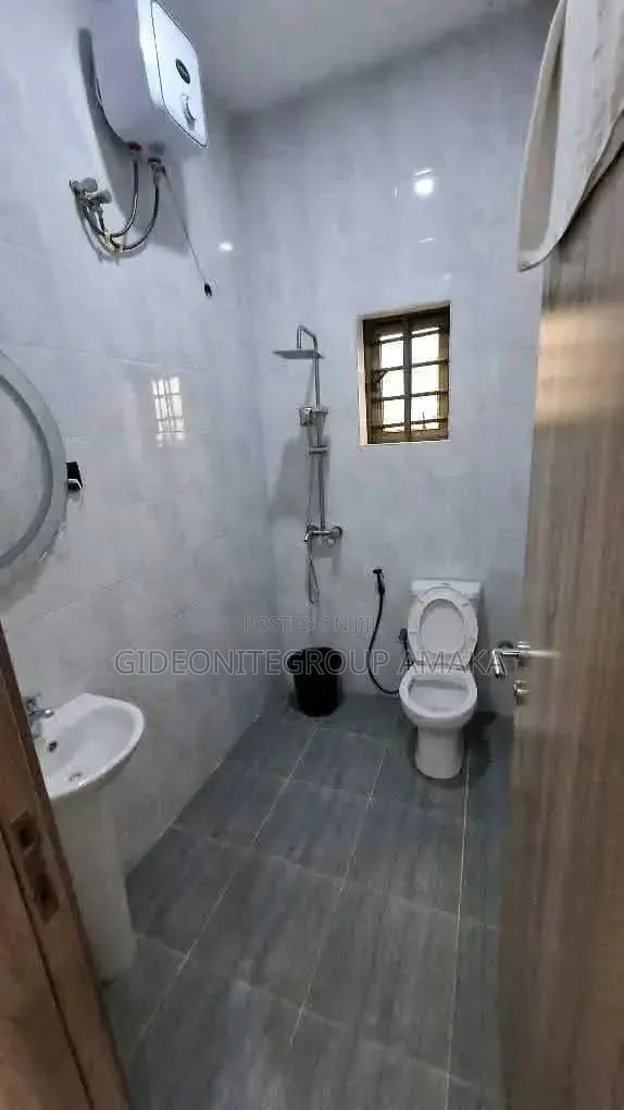 Furnished 4bdrm Duplex in Okhoromi, Off, Benin City for sale in Benin City