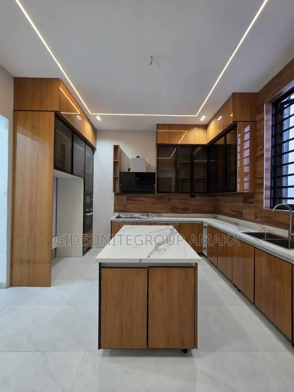 Mini Flat in Uholor, Benin City for sale in Benin City