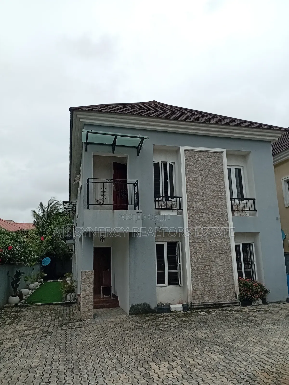4bdrm Duplex in Lekki Phase 1 for rent in Lekki Phase 1