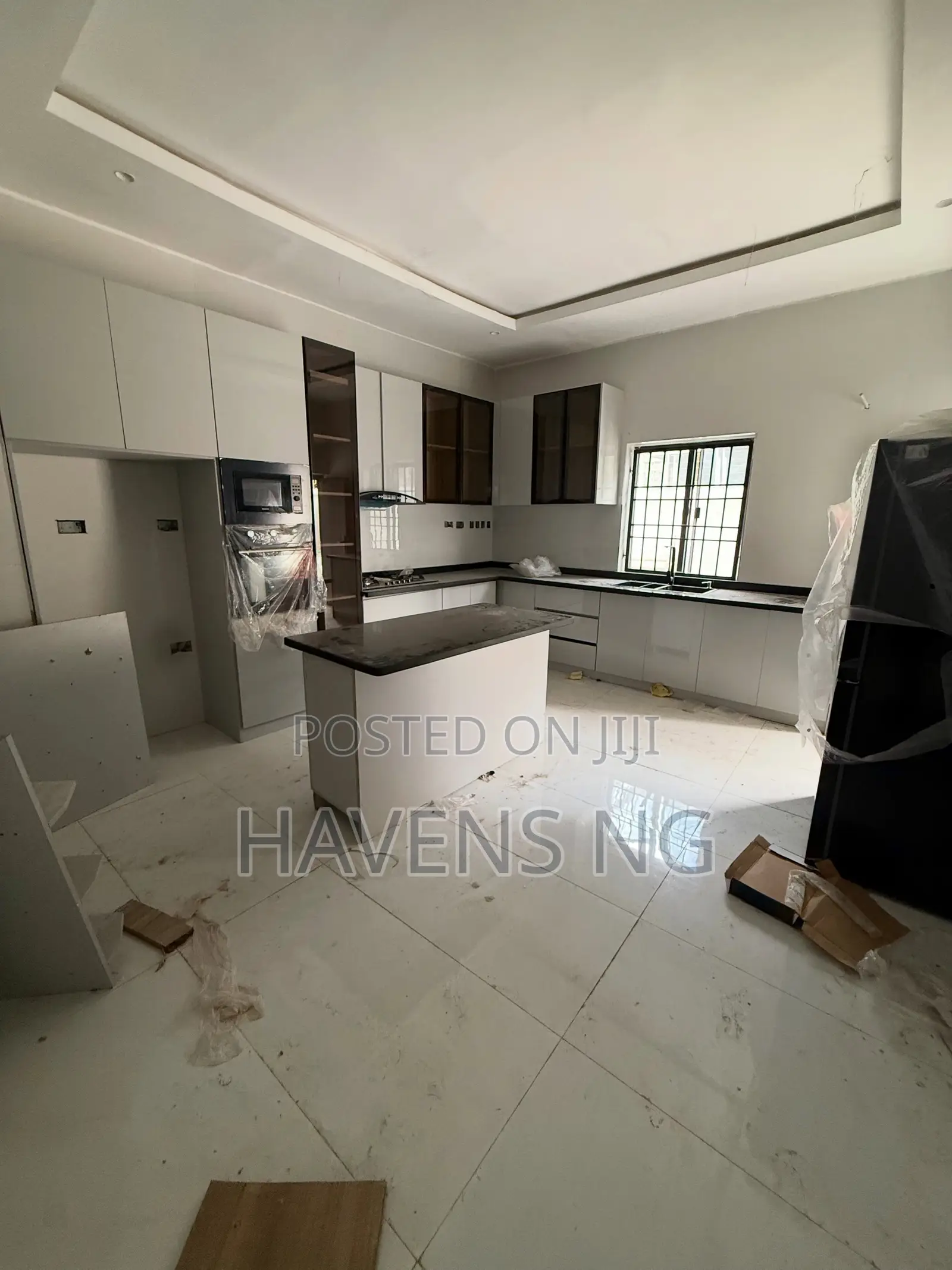 5bdrm Duplex in Jahi for sale in Jahi