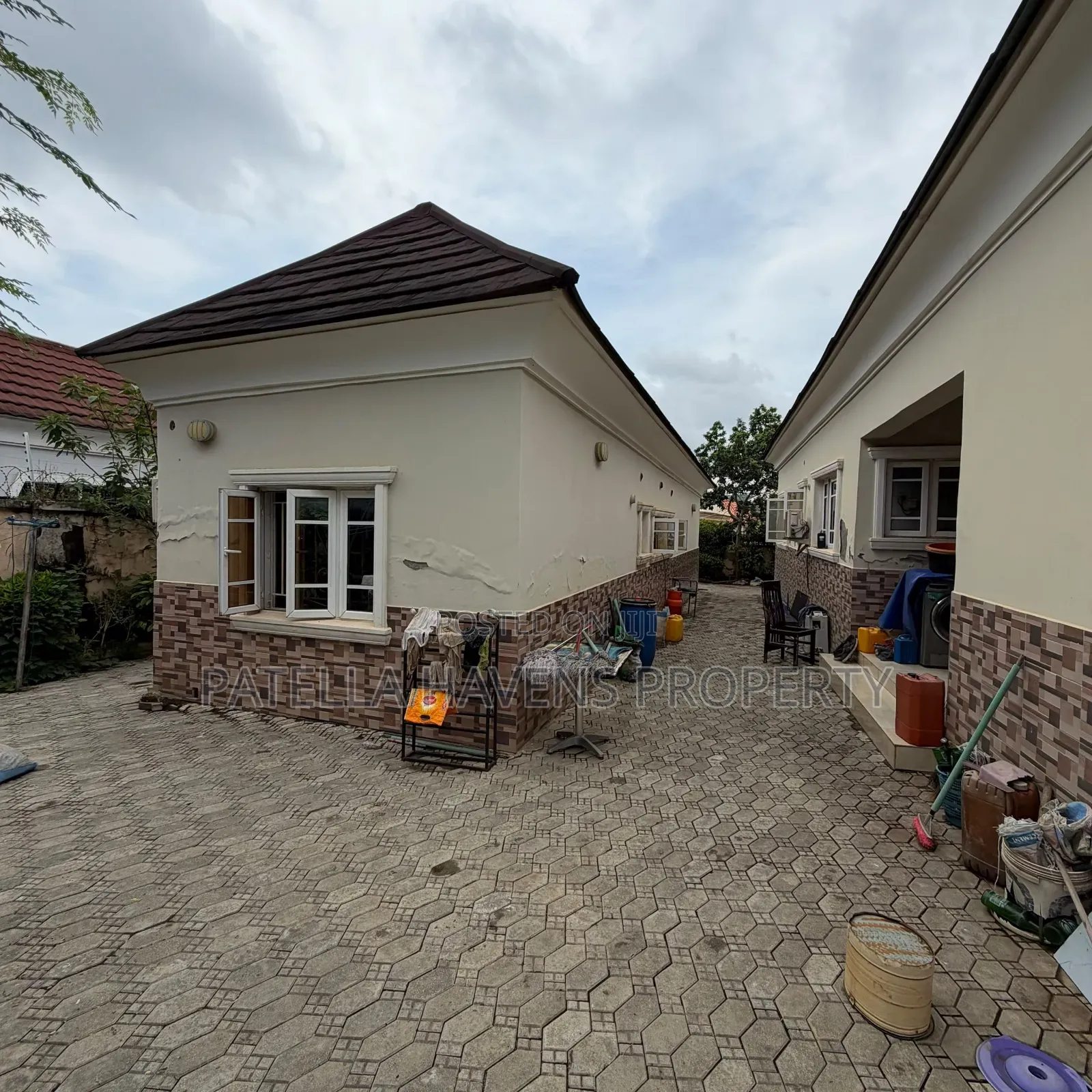 3bdrm Bungalow in Life Camp for sale in Life Camp