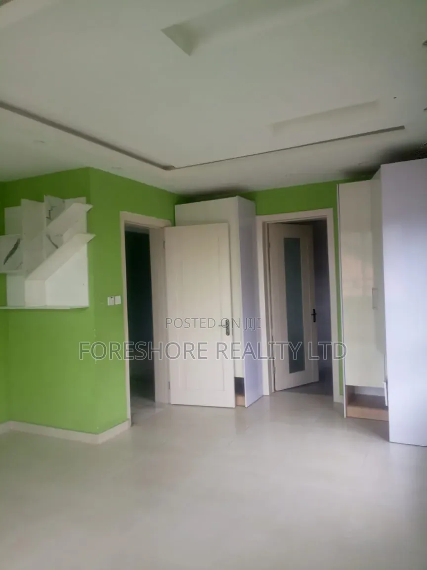 4bdrm Duplex in Magodo Phase 2 for rent in GRA Phase 2 Shangisha