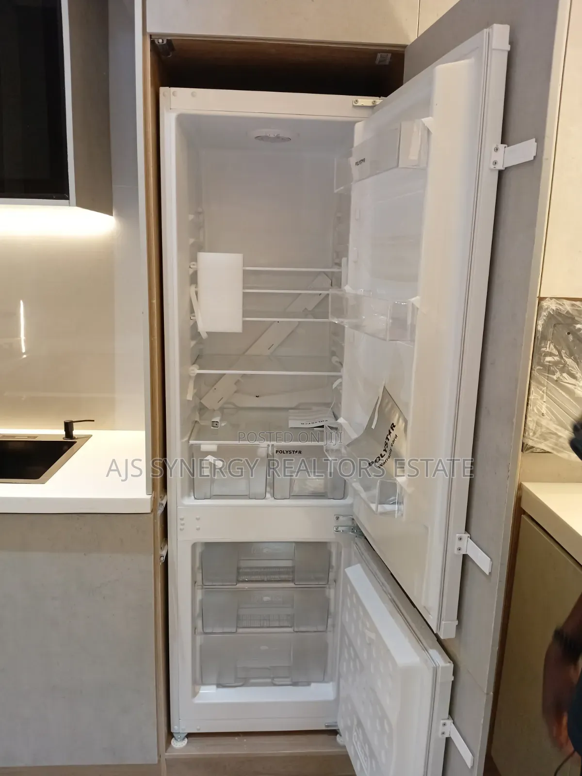 Furnished 2bdrm Apartment in Lekki Phase 1 for sale in Lekki Phase 1