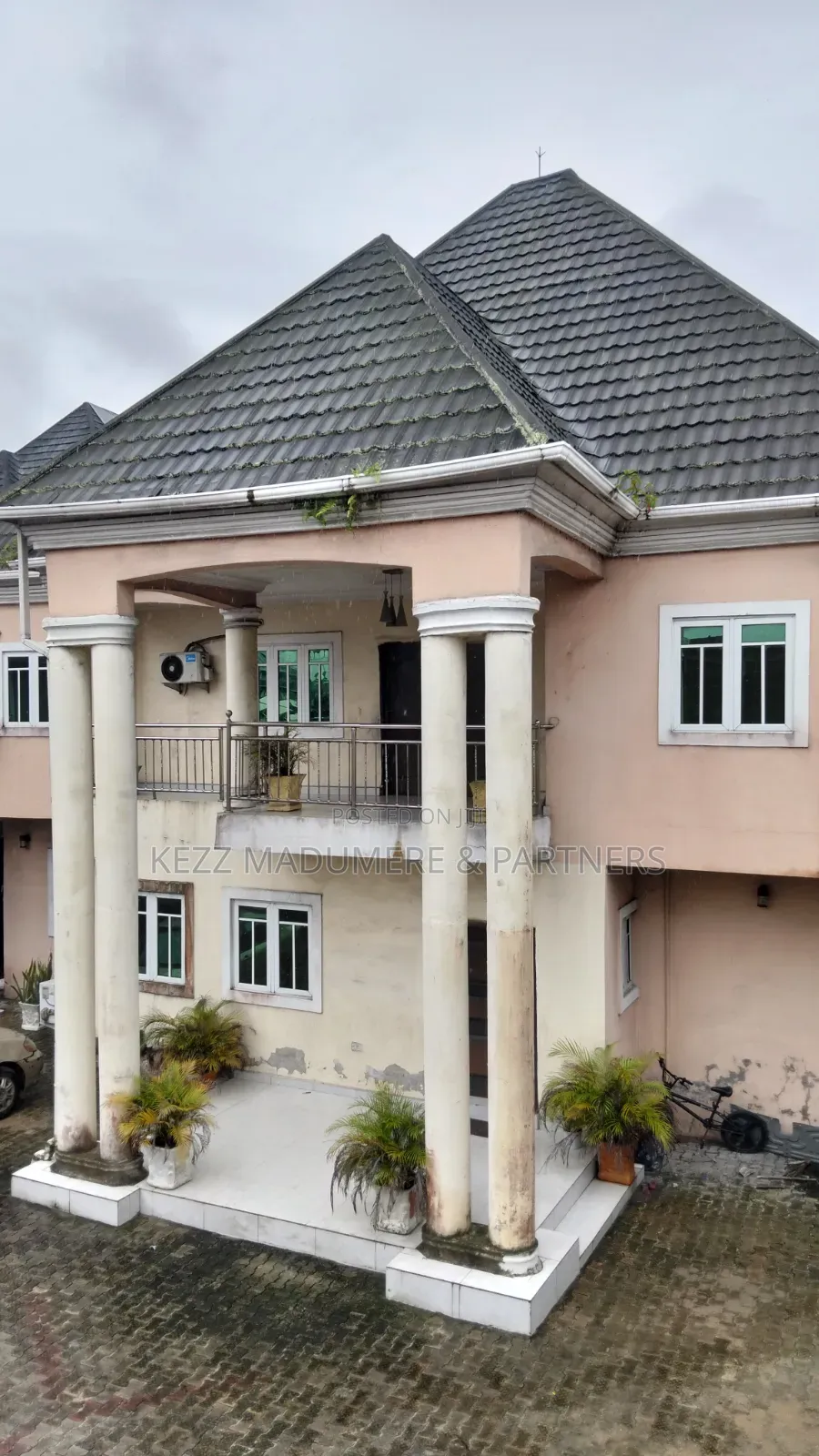 6bdrm Duplex in Off Sars Road ,, Ruuodomaya for sale in Ruuodomaya