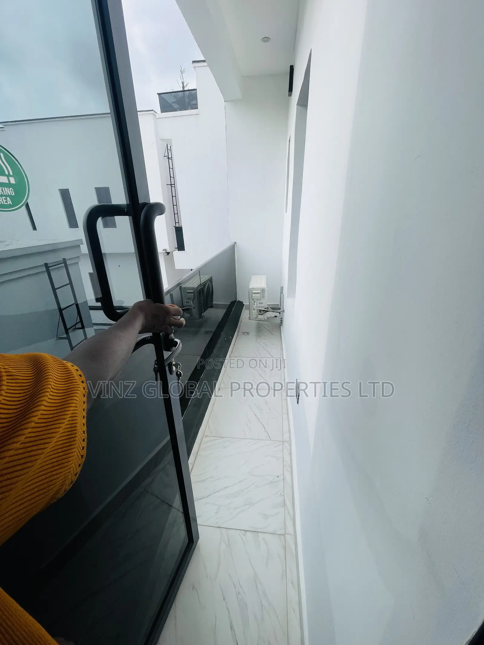 Brand New 2 Bedroom Luxury Apartment With Gym in Sangotedo