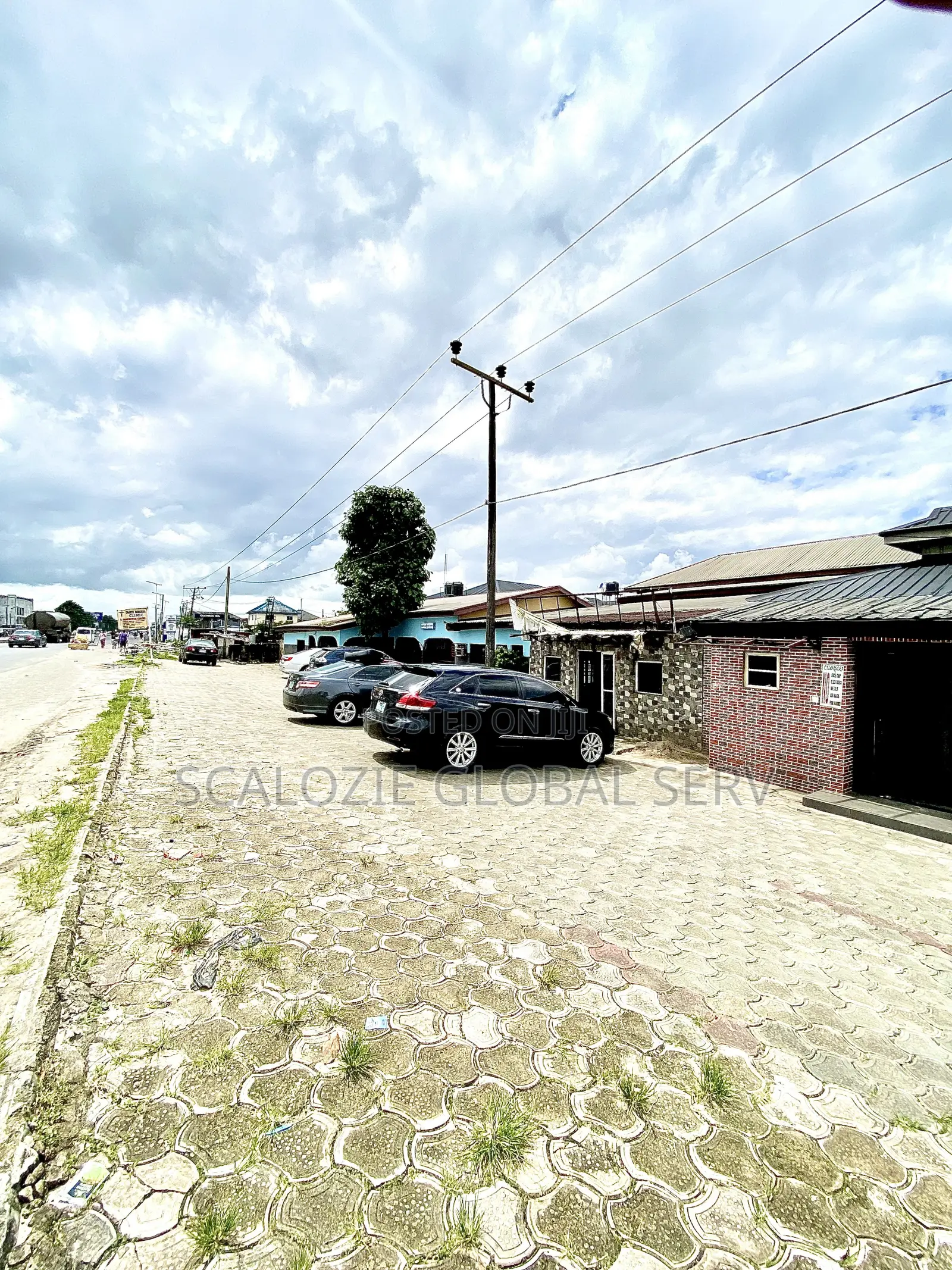 Prime Commercial Property on 3 Plots of Land on a Major Road in Port-Harcourt