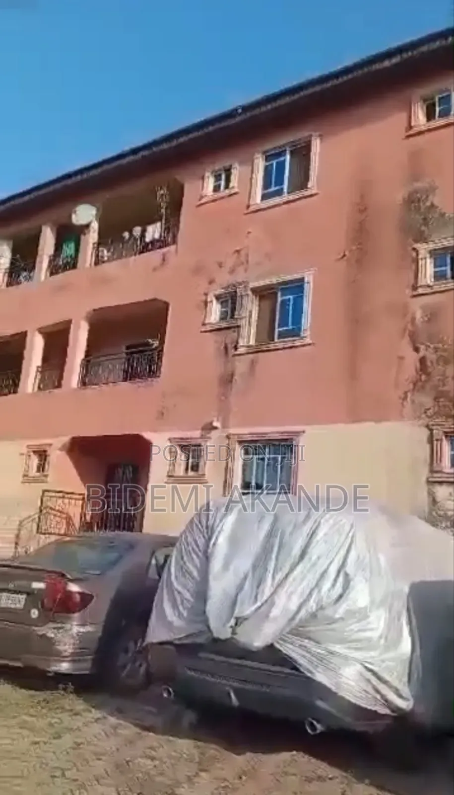 20bdrm Block of Flats in Obafemi-Owode for sale in Obafemi-Owode