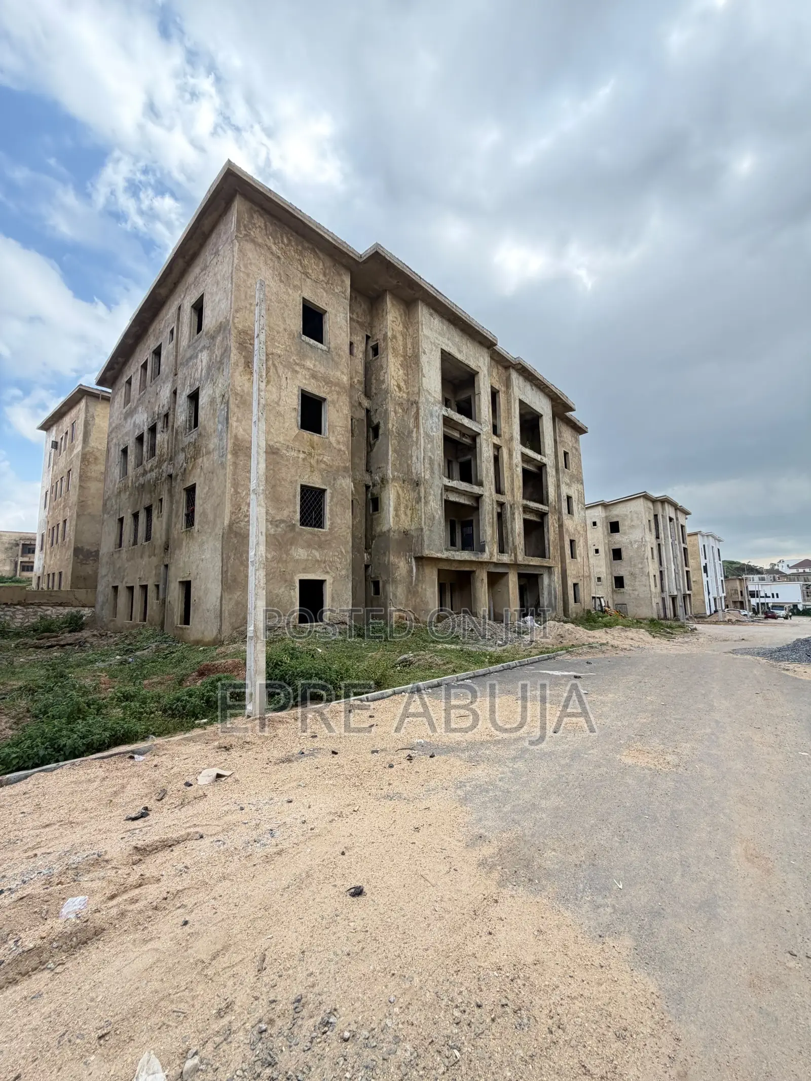3bdrm Apartment in Army Command, Asokoro for sale in Asokoro