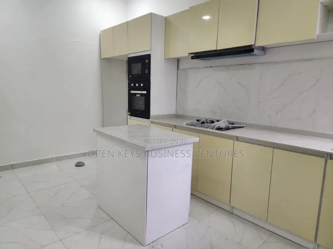 Furnished 3bdrm Duplex in Ologolo, Igbo-efon for sale in Igbo-efon