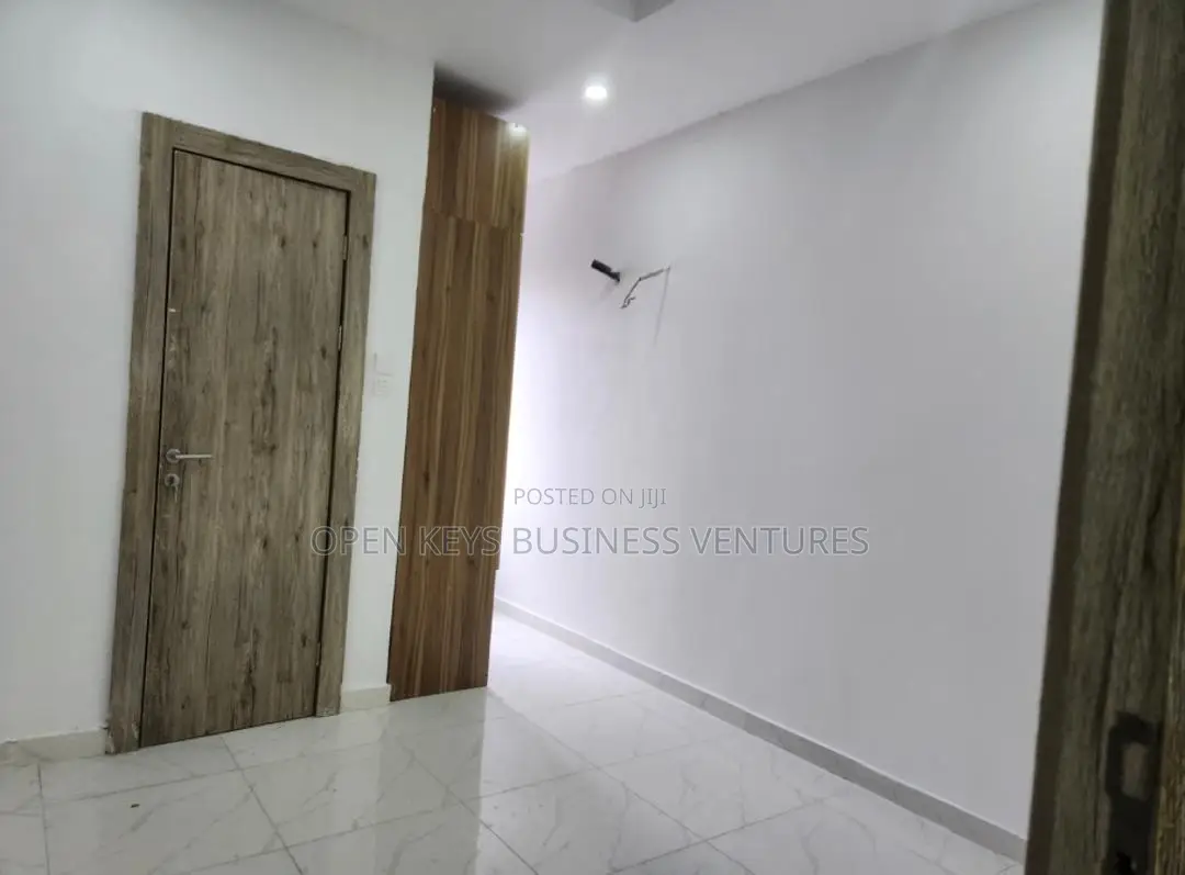 Furnished 3bdrm Duplex in Ologolo, Igbo-efon for sale in Igbo-efon