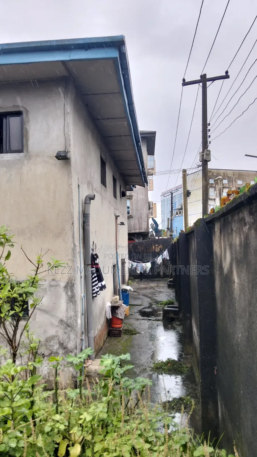 4bdrm Duplex in Near Save Alive, Rumuomasi for sale in Rumuomasi