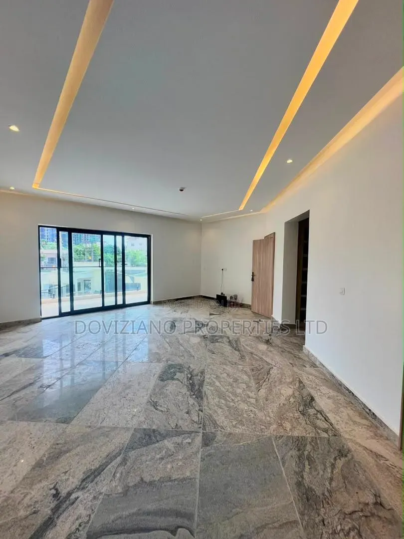 5bdrm Duplex in Old Ikoyi for sale in Old Ikoyi