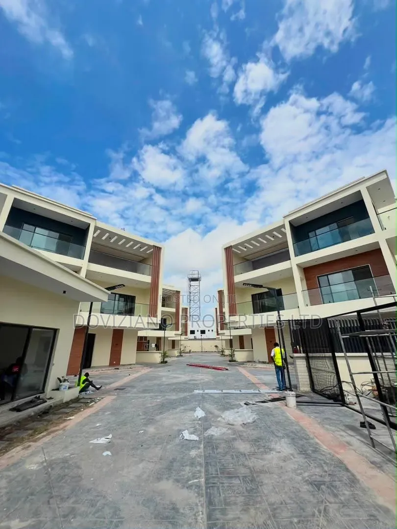 5bdrm Duplex in Old Ikoyi for sale in Old Ikoyi