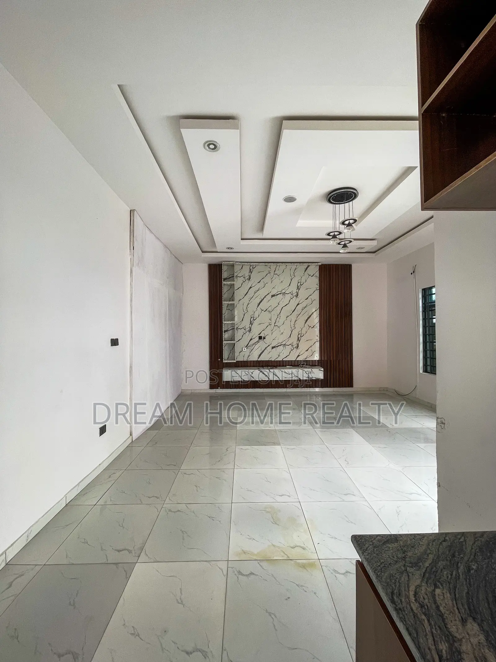Studio Apartment in Victory Star Court, Ikota for rent in Ikota
