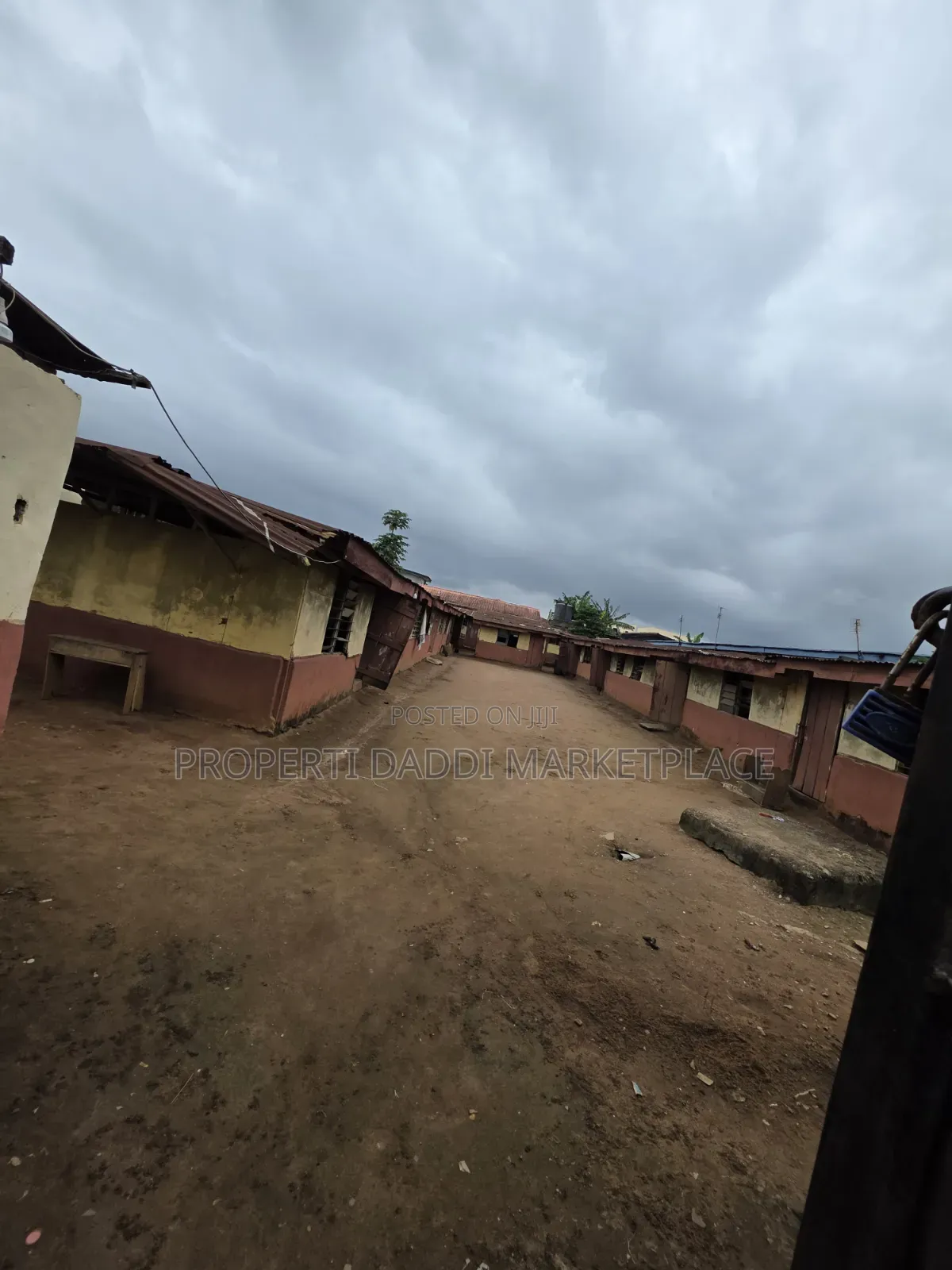 Distressed Land for Sale in Shasha in Shasha