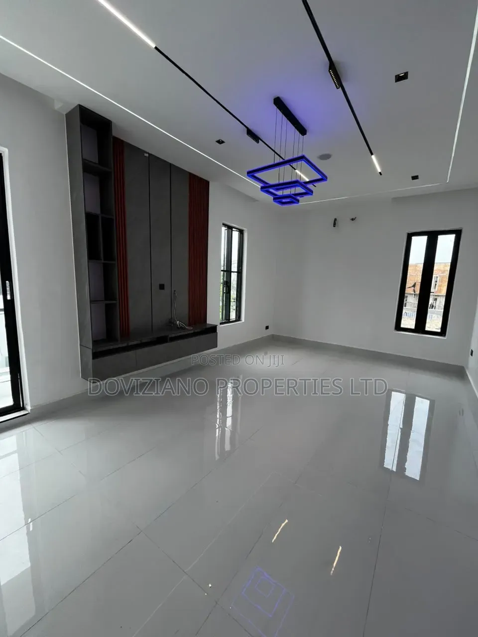 4bdrm Duplex in Off Lekki-Epe Expressway for sale in Off Lekki-Epe Expressway