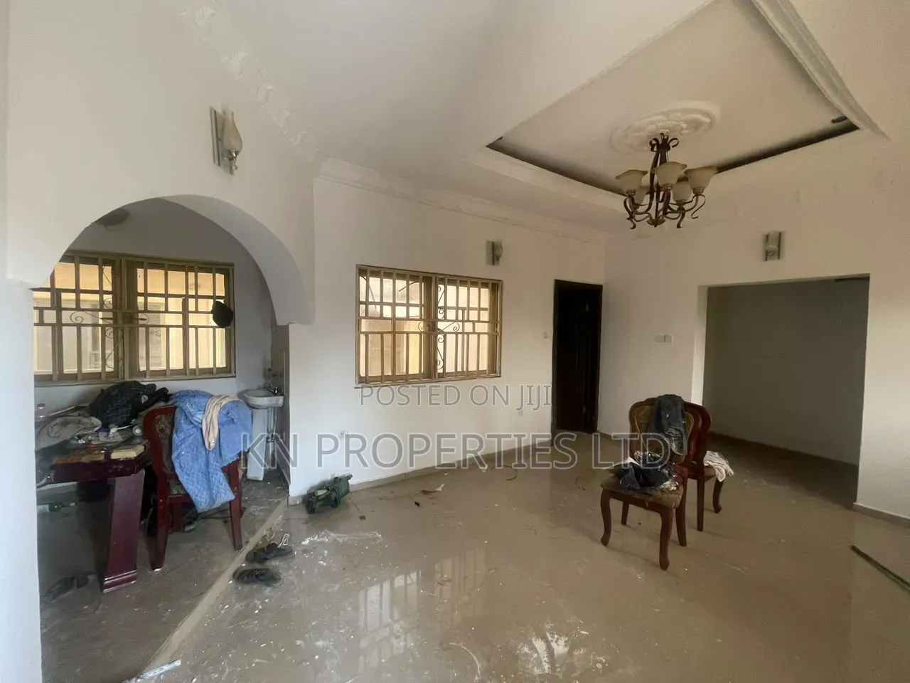 3bdrm Bungalow in Lugbe Airport Road for rent in FHA
