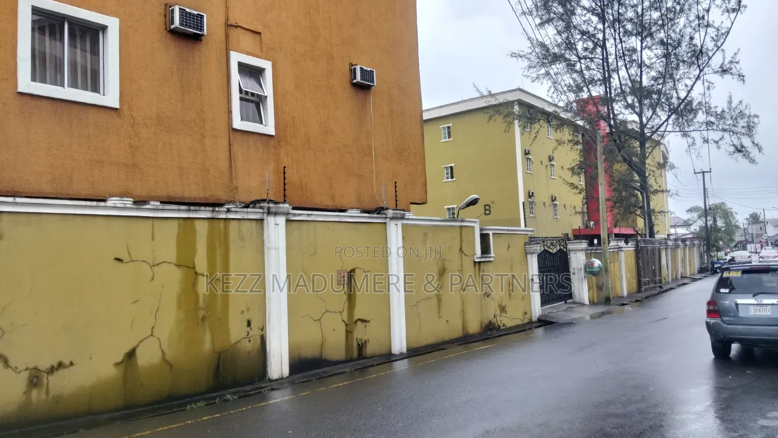 To Let / Lease : Functional 80 Rooms Hotel in Ph in Rumuomasi