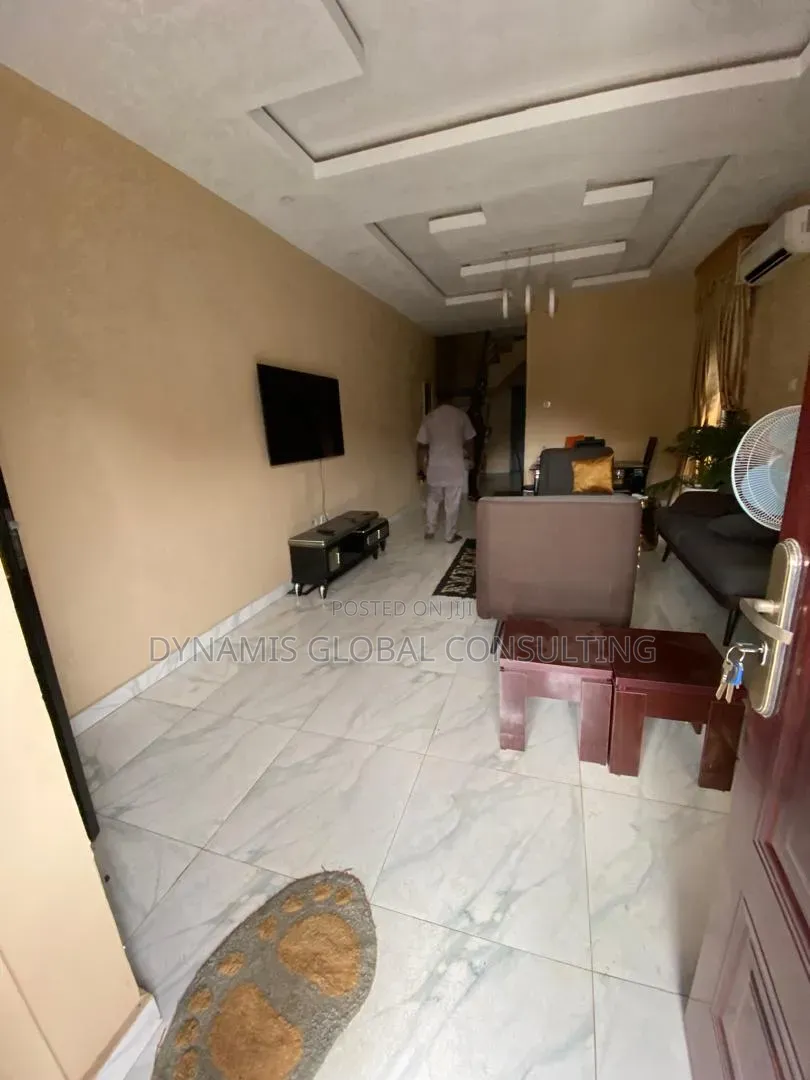 Furnished 4bdrm Duplex in Magodo Phase 1 Gra for sale in GRA Phase 1