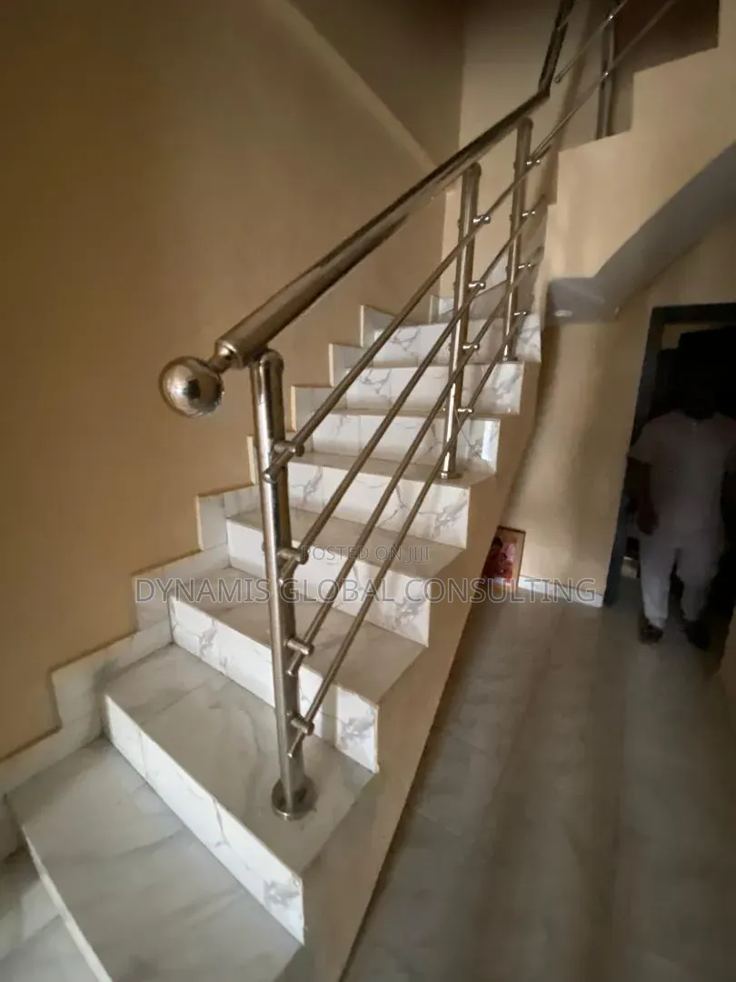 Furnished 4bdrm Duplex in Magodo Phase 1 Gra for sale in GRA Phase 1