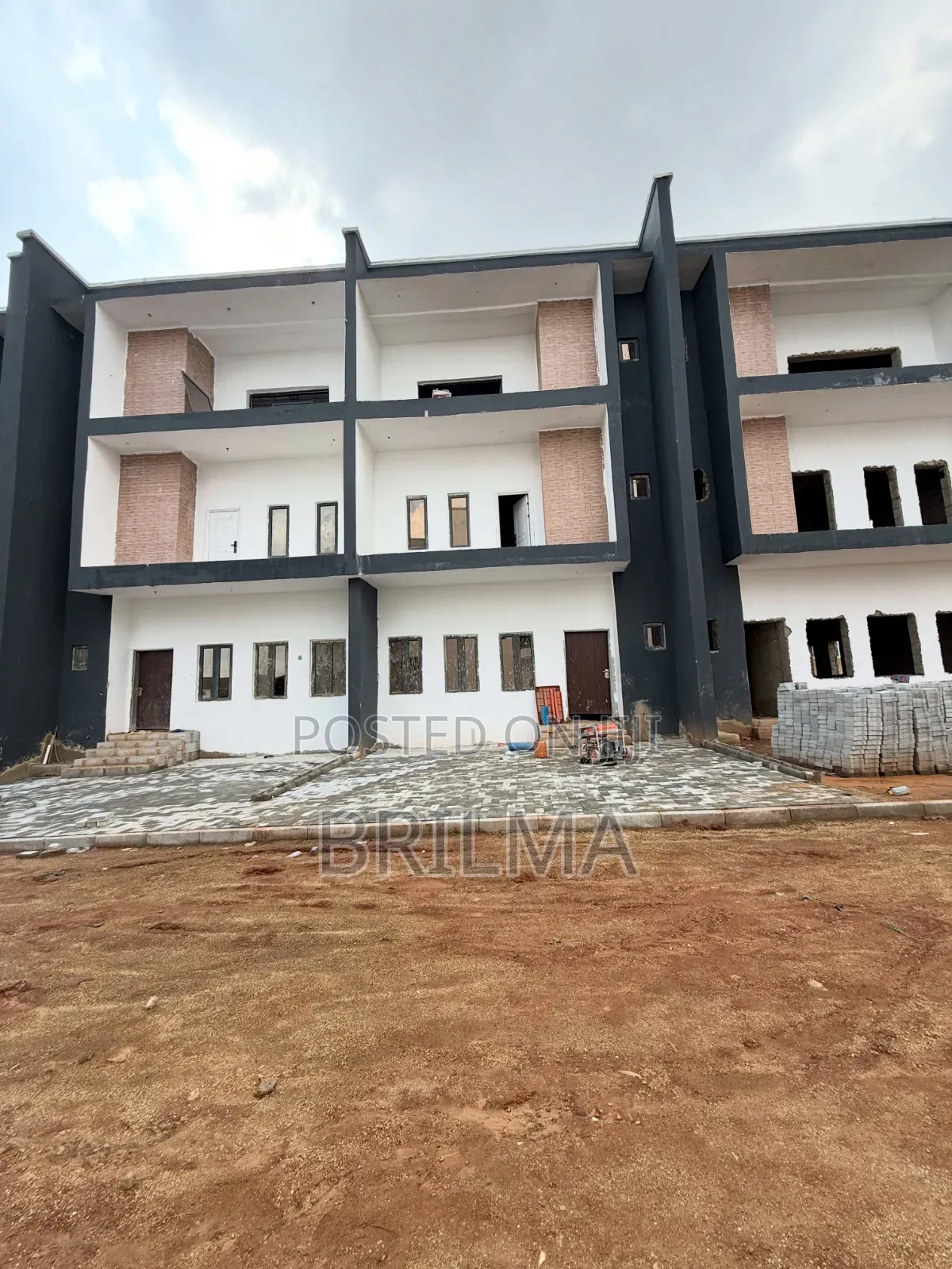 4bdrm Duplex in Mabushi for sale in Mabushi