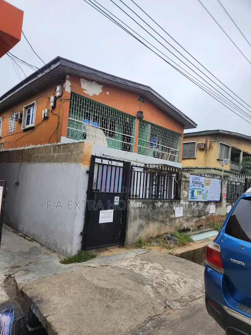 3bdrm Block of Flats in Shomolu / Shomolu for sale in Shomolu / Shomolu