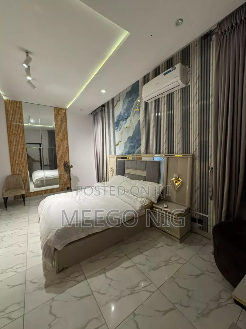 1bdrm Shared Apartment in Ikota Villa Estate for rent in Ikota