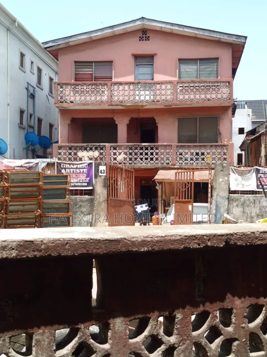 2bdrm Block of Flats in Shomolu / Shomolu for sale in Shomolu / Shomolu