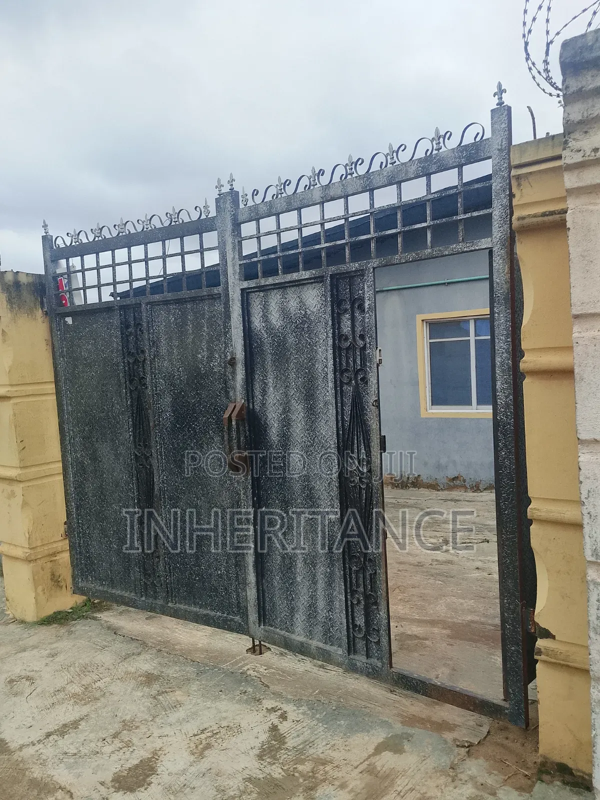 1bdrm Block of Flats in Achiever Estate, Agric for rent in Agric
