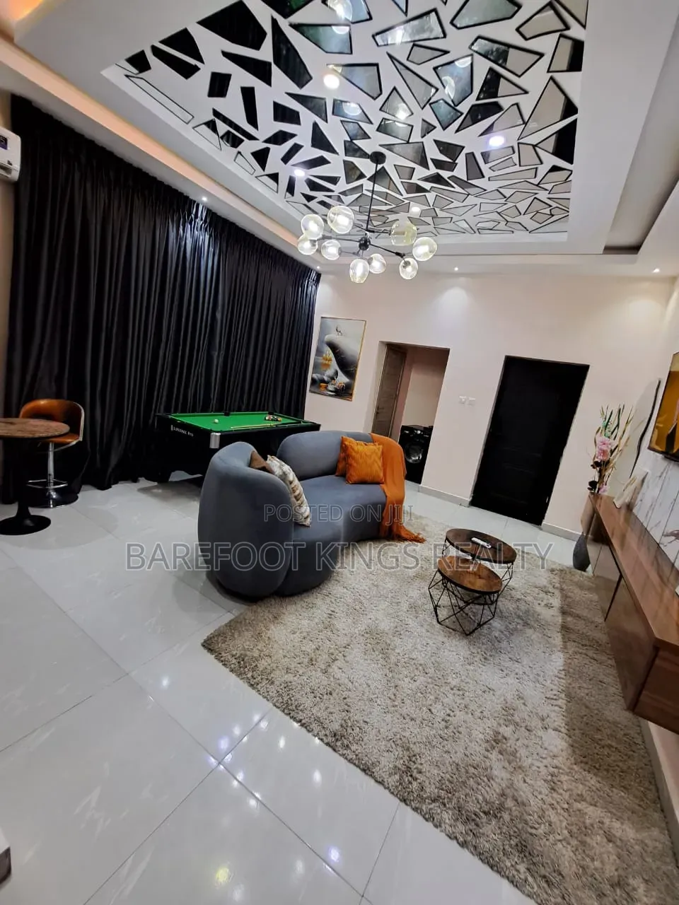 Premium 1 Bedroom Apartment in Lekki Phase 1