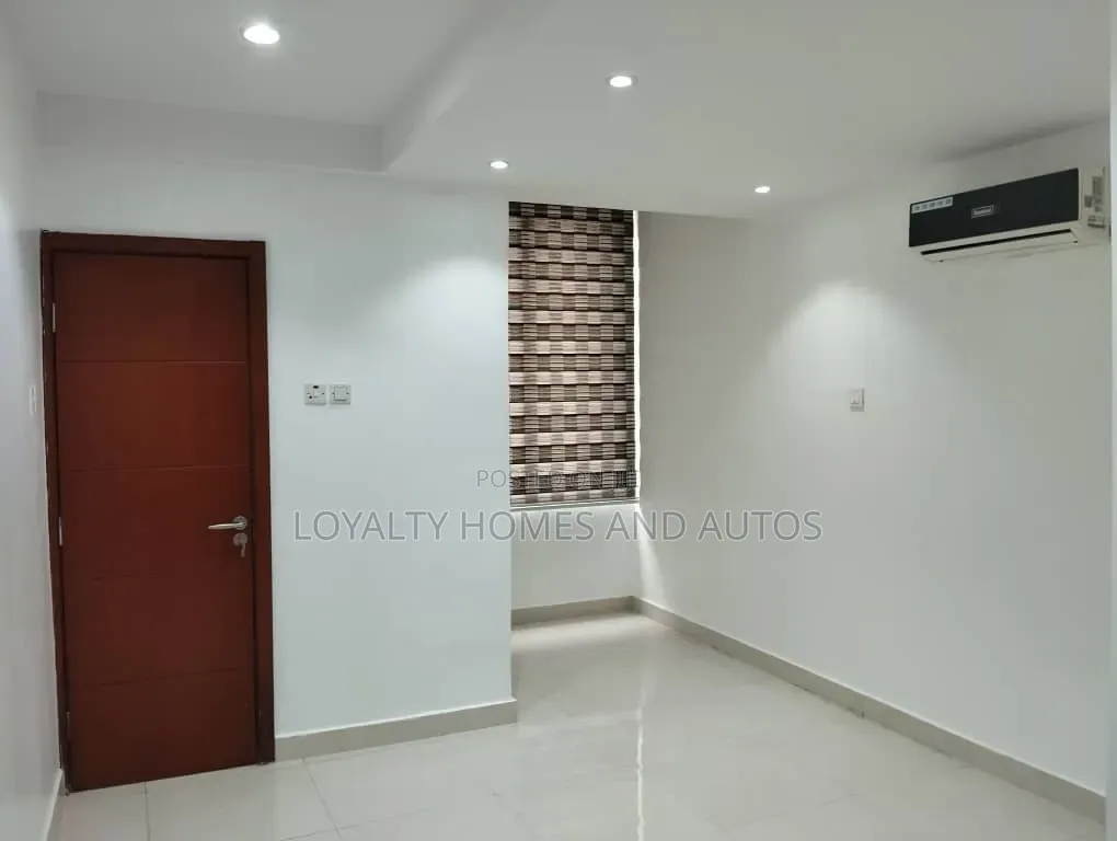3bdrm Apartment in Egbeda for sale in Egbeda