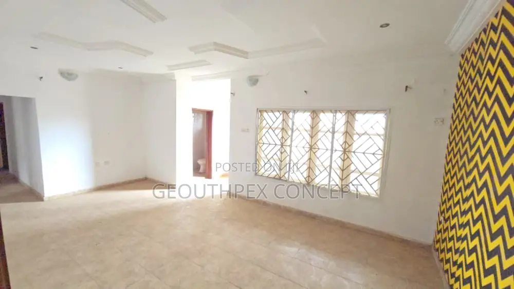 3bdrm Bungalow in Temidire Estate, Ologuneru for sale in Ologuneru