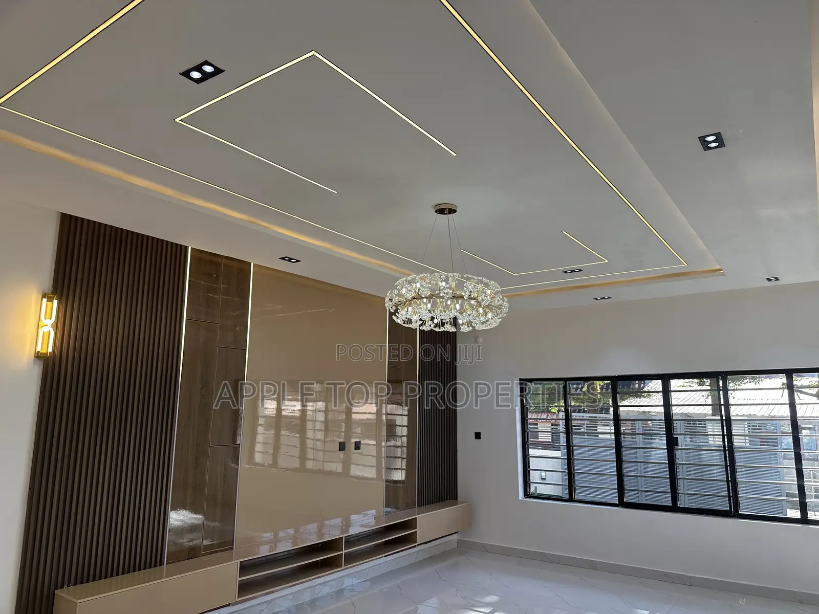 5bdrm Duplex in Enugu for sale in Enugu
