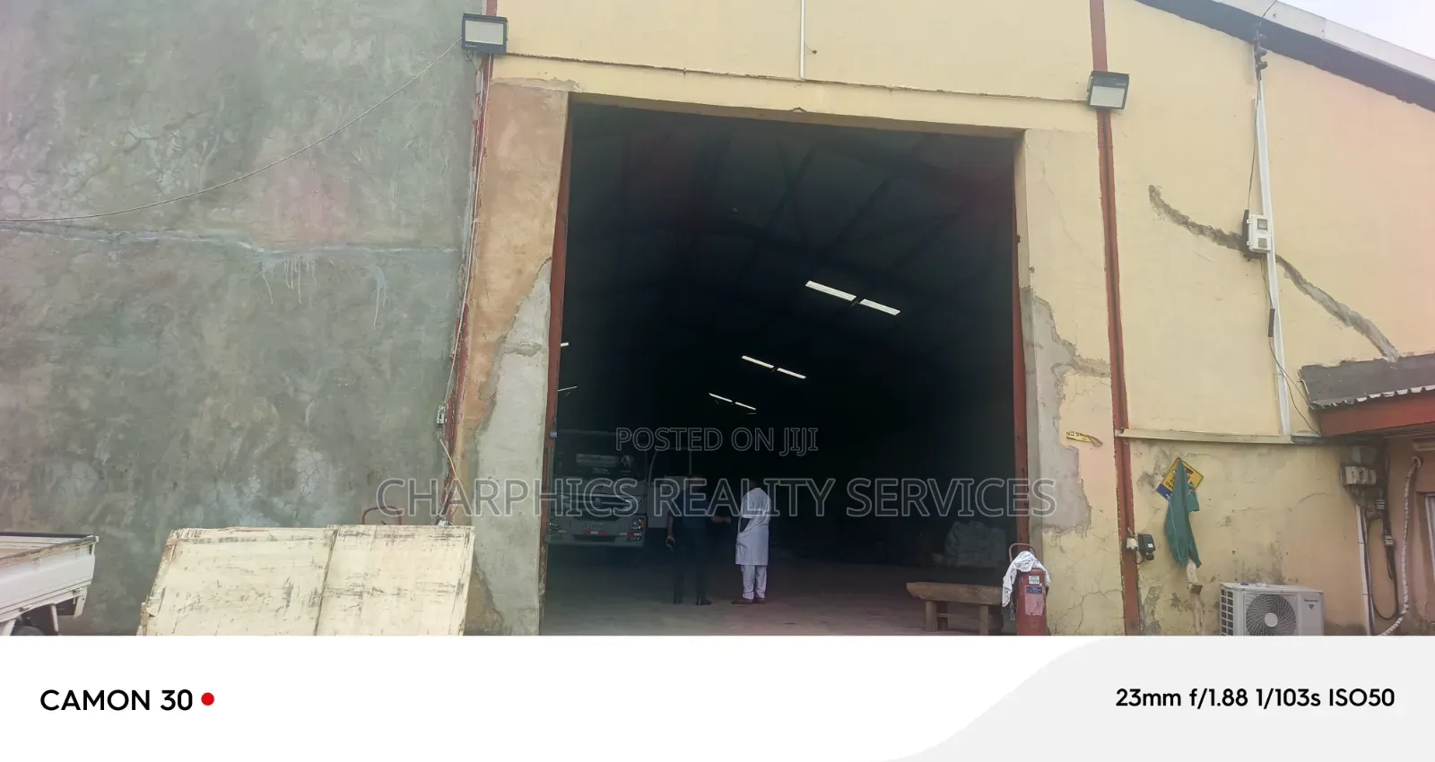 16,800sqft Self Compound Warehouse at Eric Moore Surulere in Eric Moore