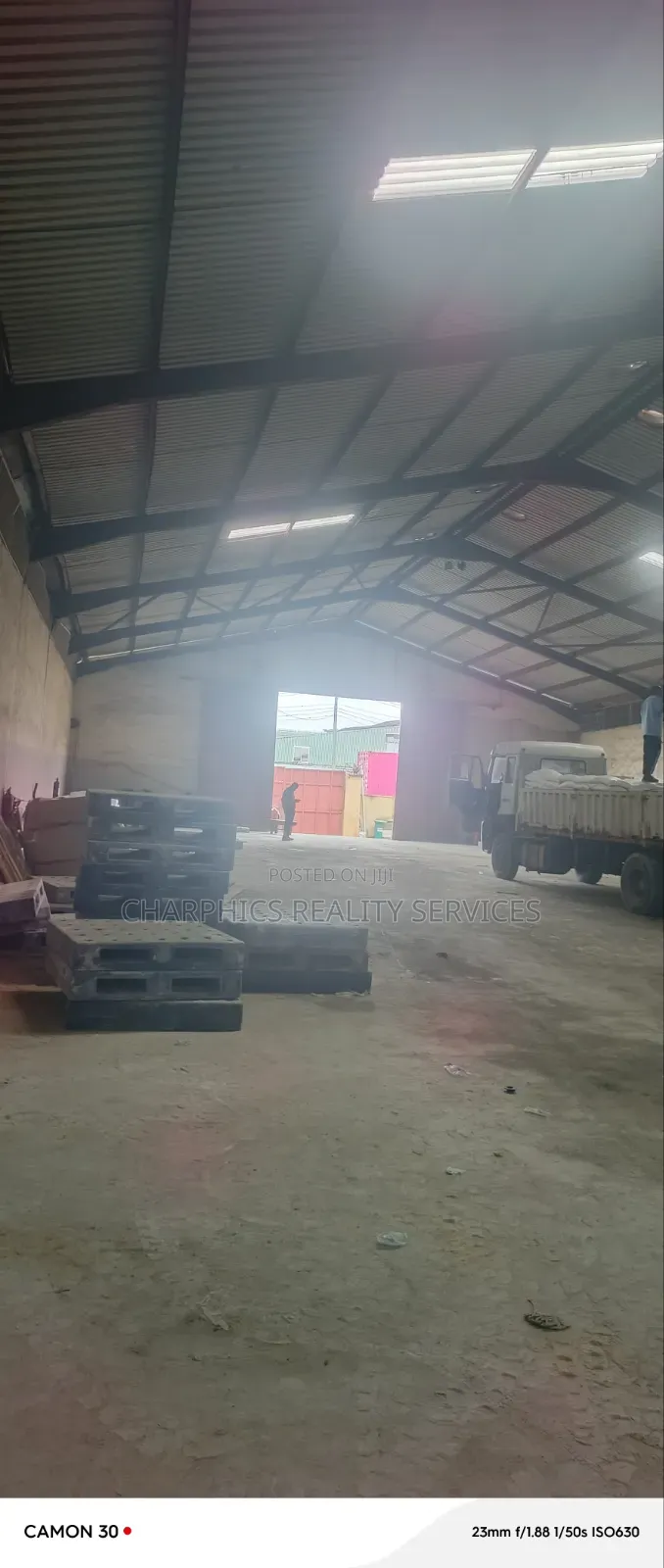 16,800sqft Self Compound Warehouse at Eric Moore Surulere in Eric Moore
