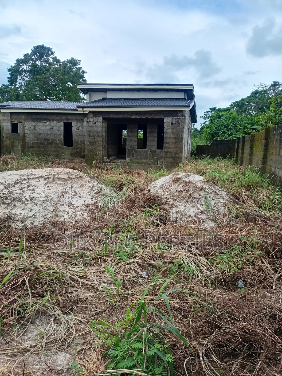 Land for Sale. in Owerri