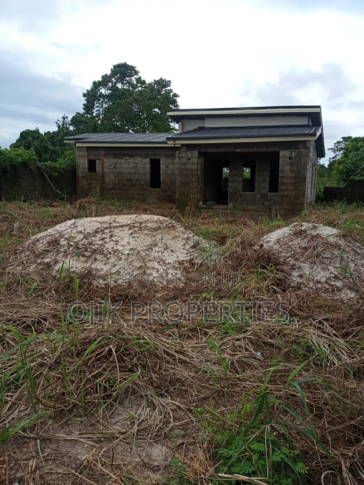 Land for Sale. in Owerri