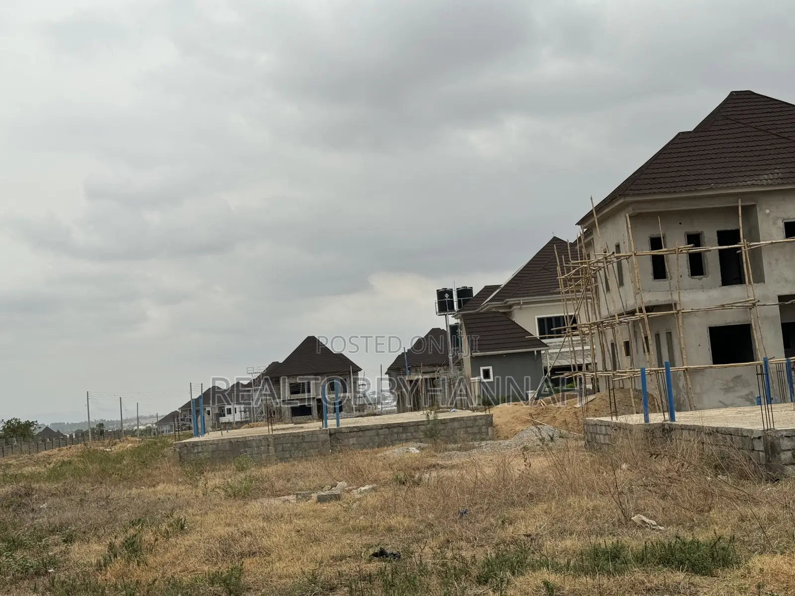 300sqm Estate Plot of 3 Bedroom Semi Detached Duplex With Bq for Sale in Kubwa