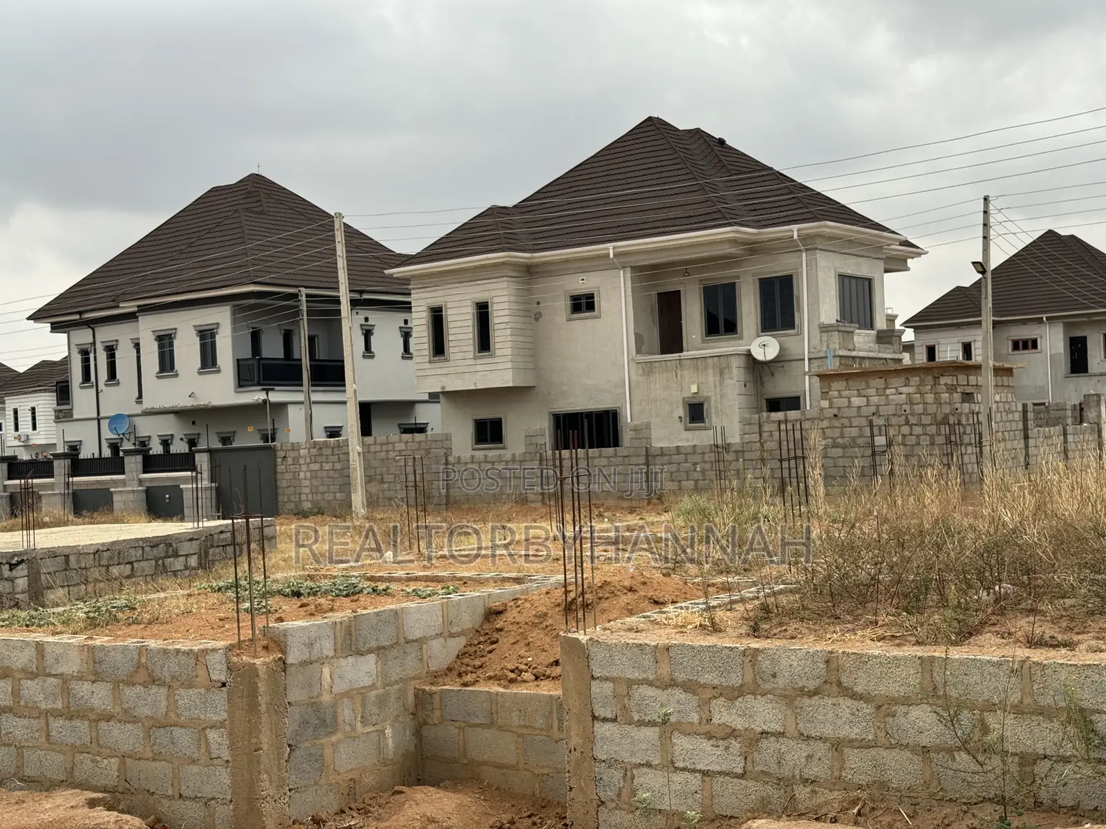 300sqm Estate Plot of 3 Bedroom Semi Detached Duplex With Bq for Sale in Kubwa