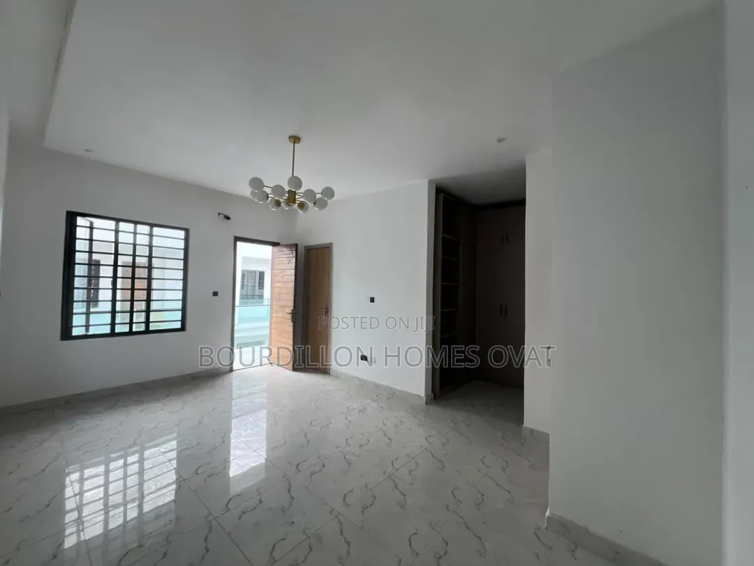 4bdrm Duplex in Orchid Lekki Lagos for rent in Lekki Expressway